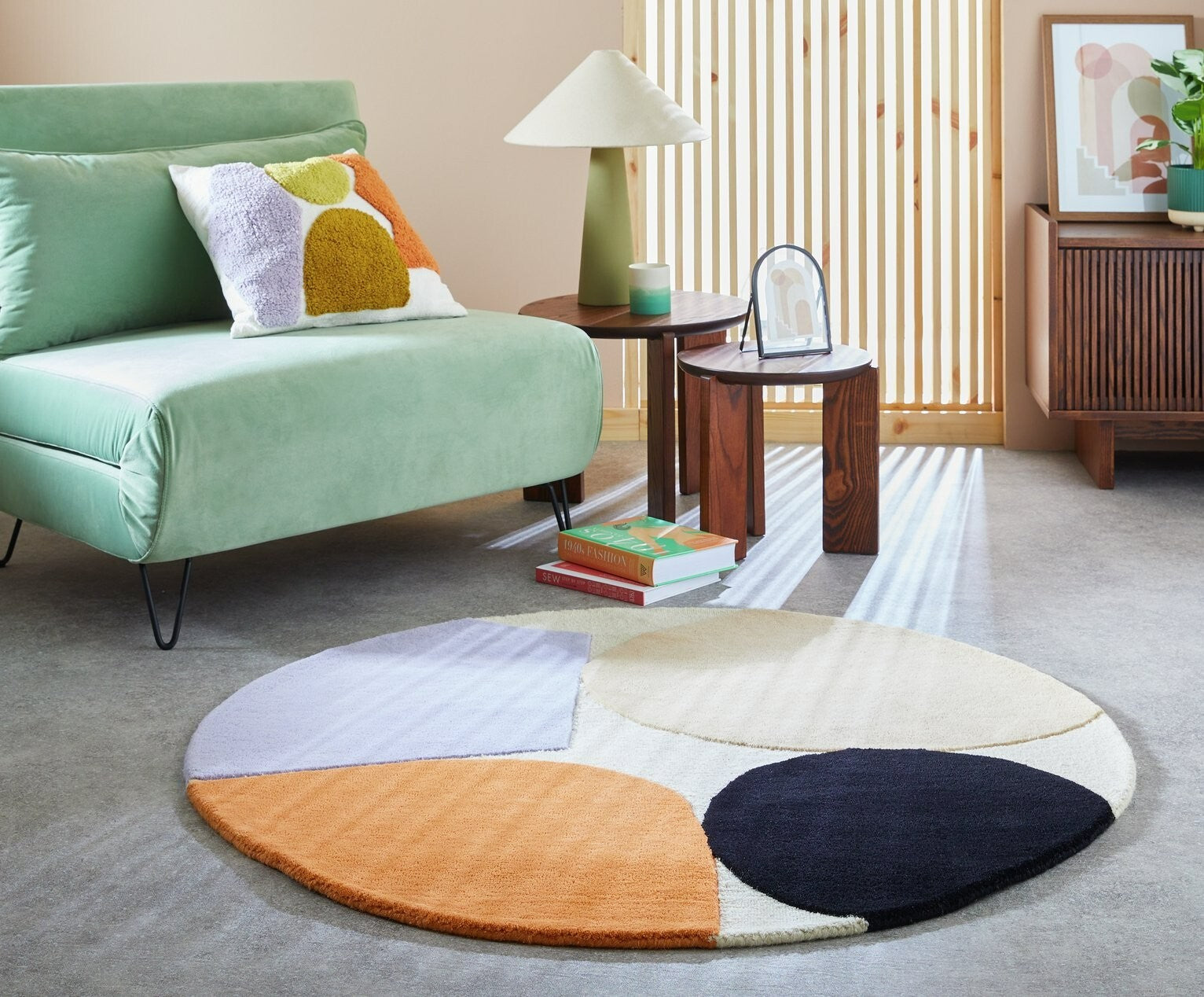 Carved Geometric Round Wool Cut Pile Rug - 120cm