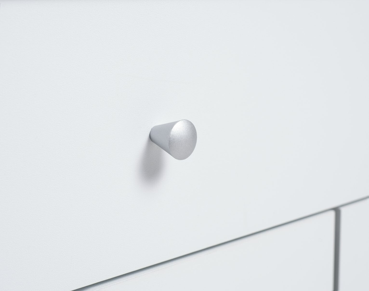 Maine 2 Door 1 Drawer Sideboard - White