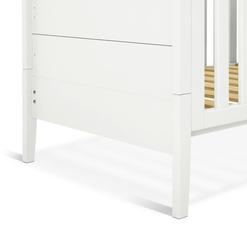 Cuggl Canterbury Nursery Cot Bed - White | Convertible cot bed