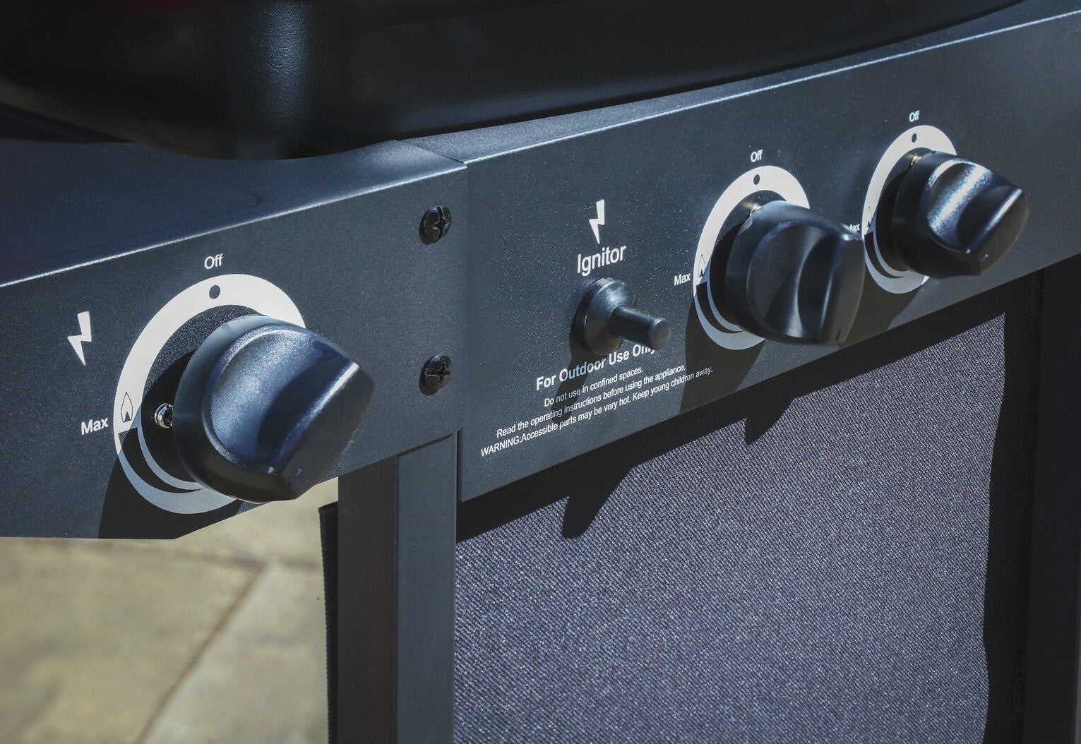 2 Burner Gas BBQ with Side Burner