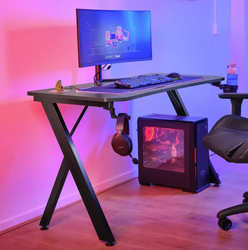 Trust GXT700 Omnius Gaming Desk - Black ( B Grade 33655 )