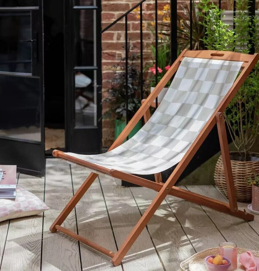 Habitat Folding Wooden Garden Deck Chair- Cream & White