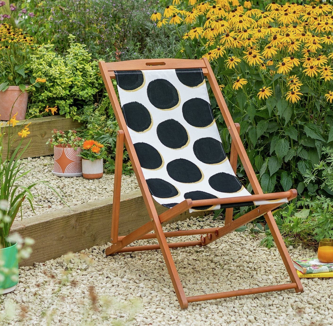 Habitat Folding Wooden Garden Deck Chair - Black & White | Outdoor Patio Lounger