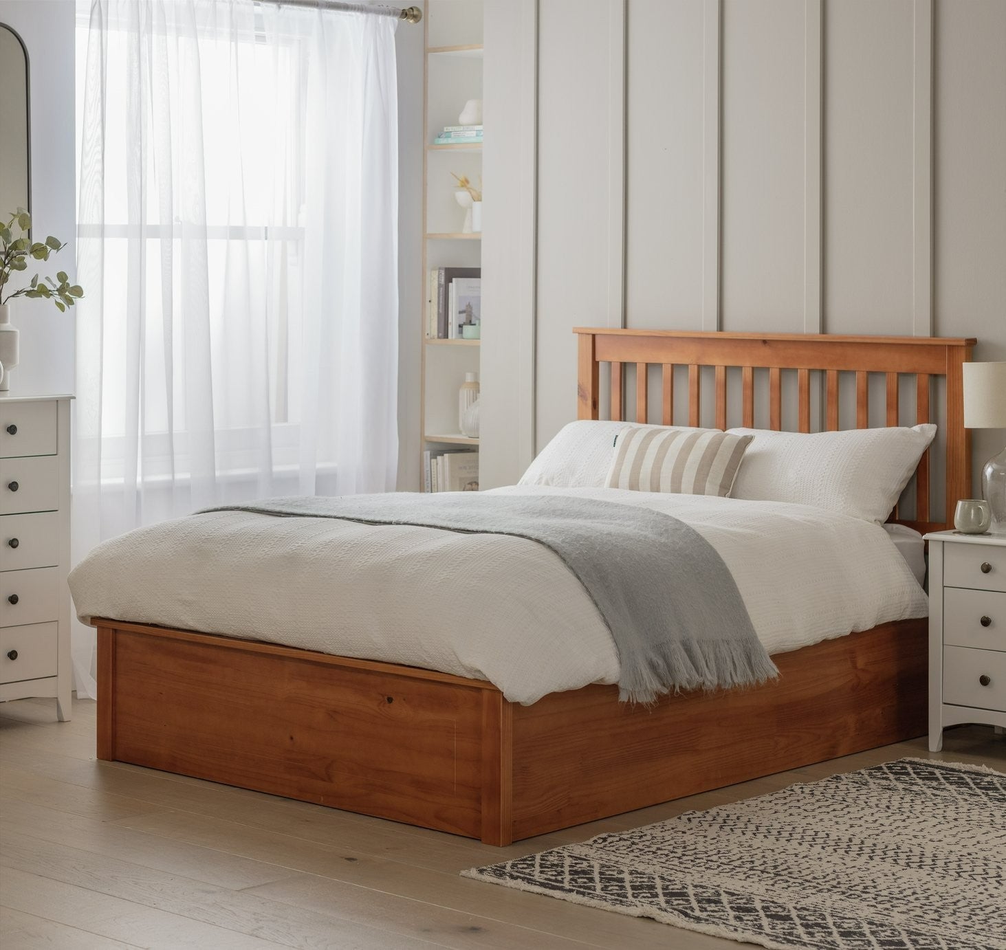 Home Aspley Kingsize Wooden Ottoman - Oak Stain | oak ottoman bed