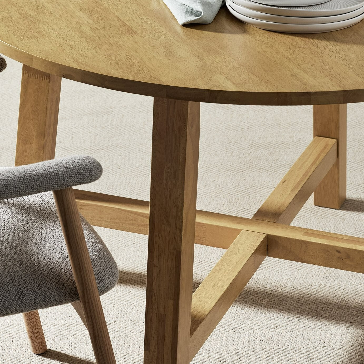 Trieste Round 4 Seater Dining Table - Oak