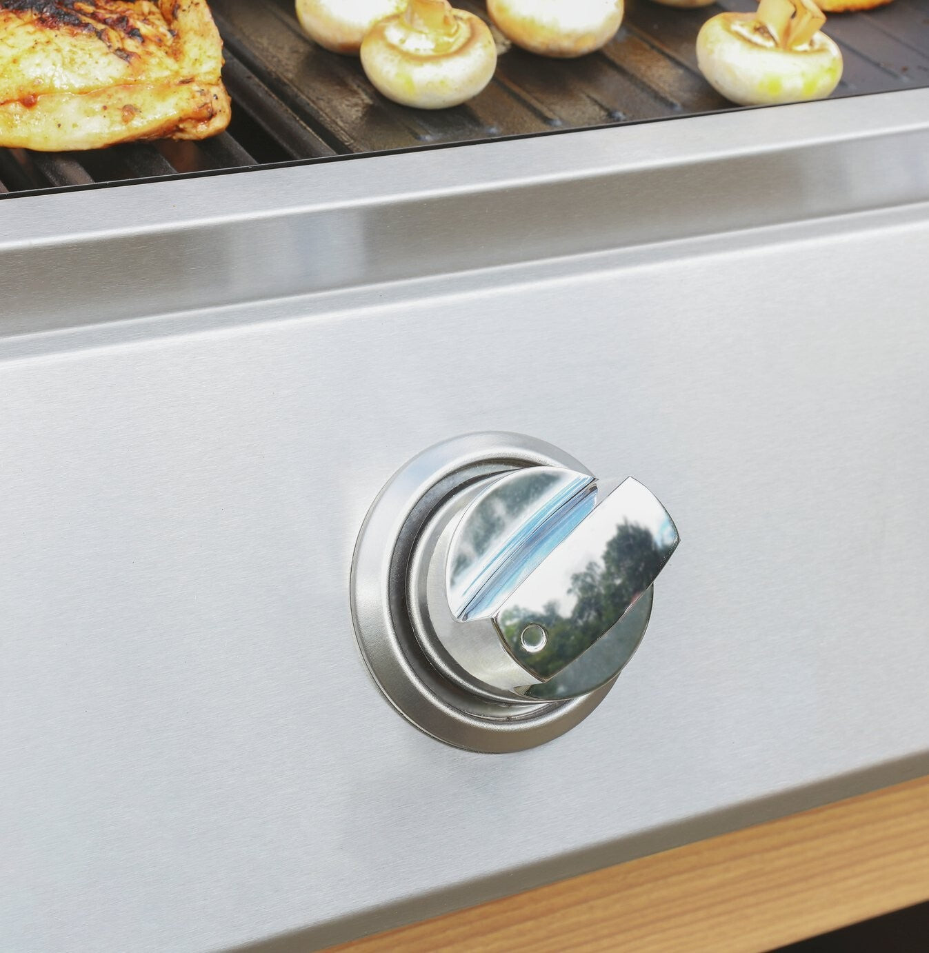 Deluxe 3 Burner with Side Burner Gas BBQ ( B Grade 15845 )