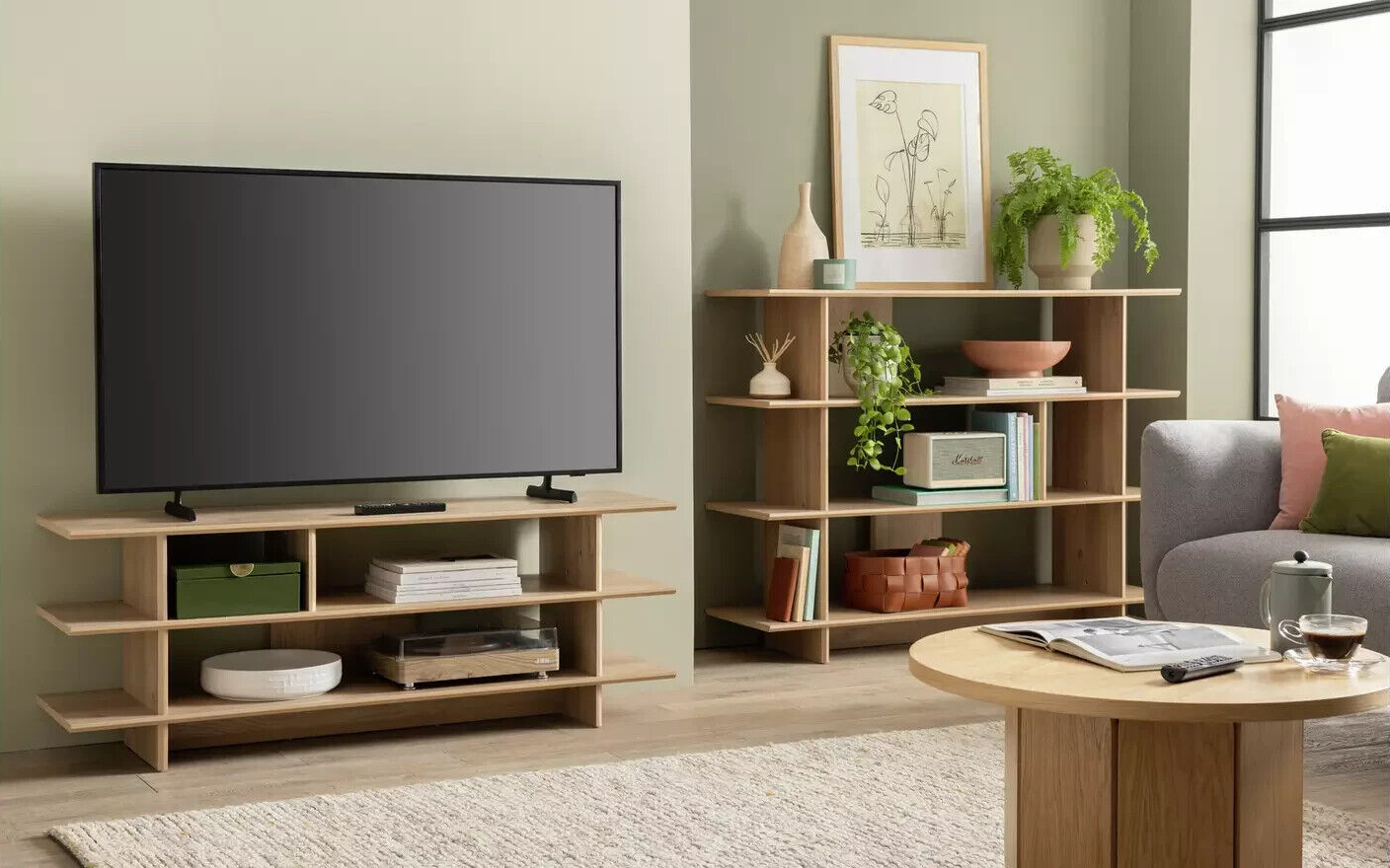 Raymond TV Unit Oak | Modern Entertainment Stand Living Room TV Media Storage
