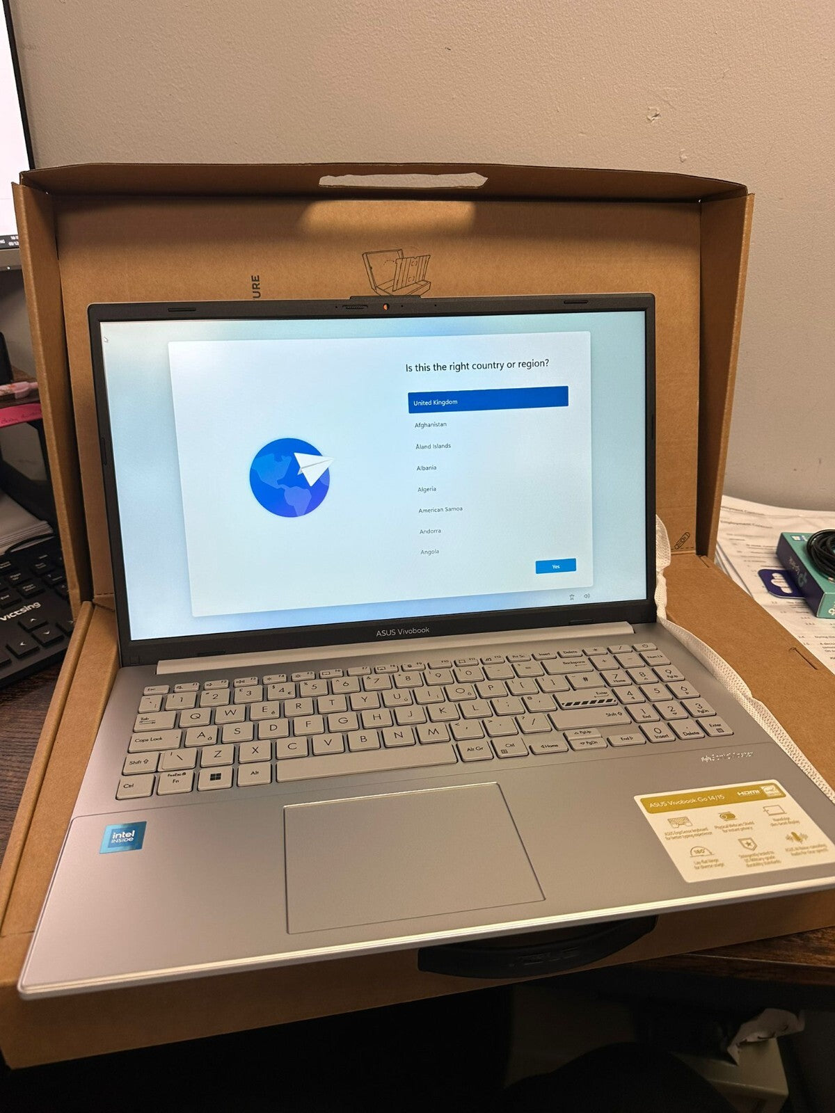 ASUS Vivobook Go 15 15.6in Intel 4GB 128GB Laptop Bundle