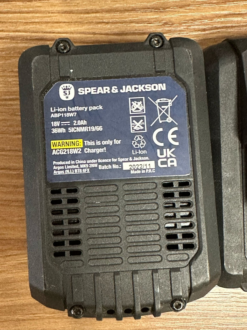 Spear & Jackson Charger and 2 Battery