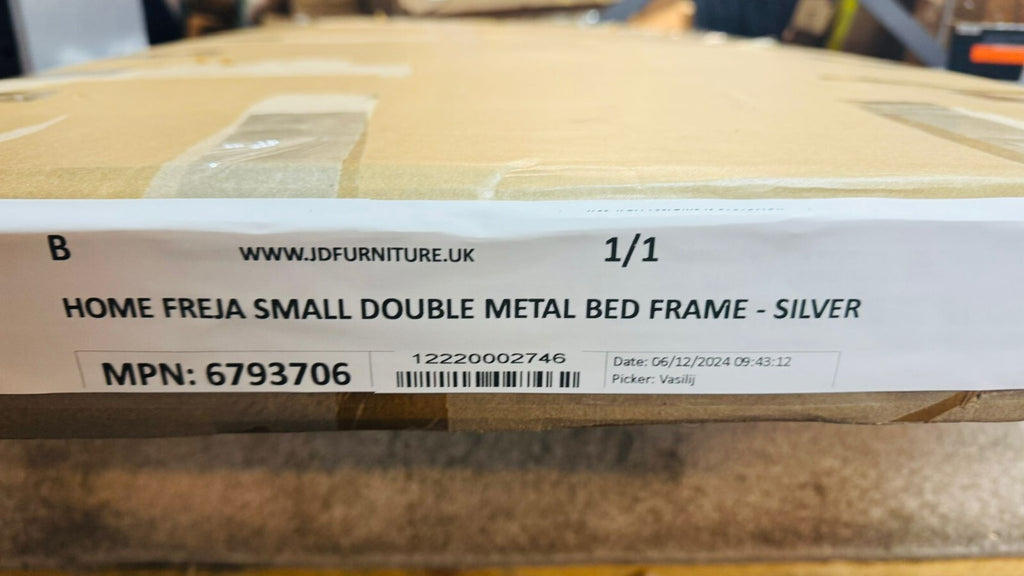 Freja Small Double Metal Bed Frame - Silver ( B Grade 35323 )