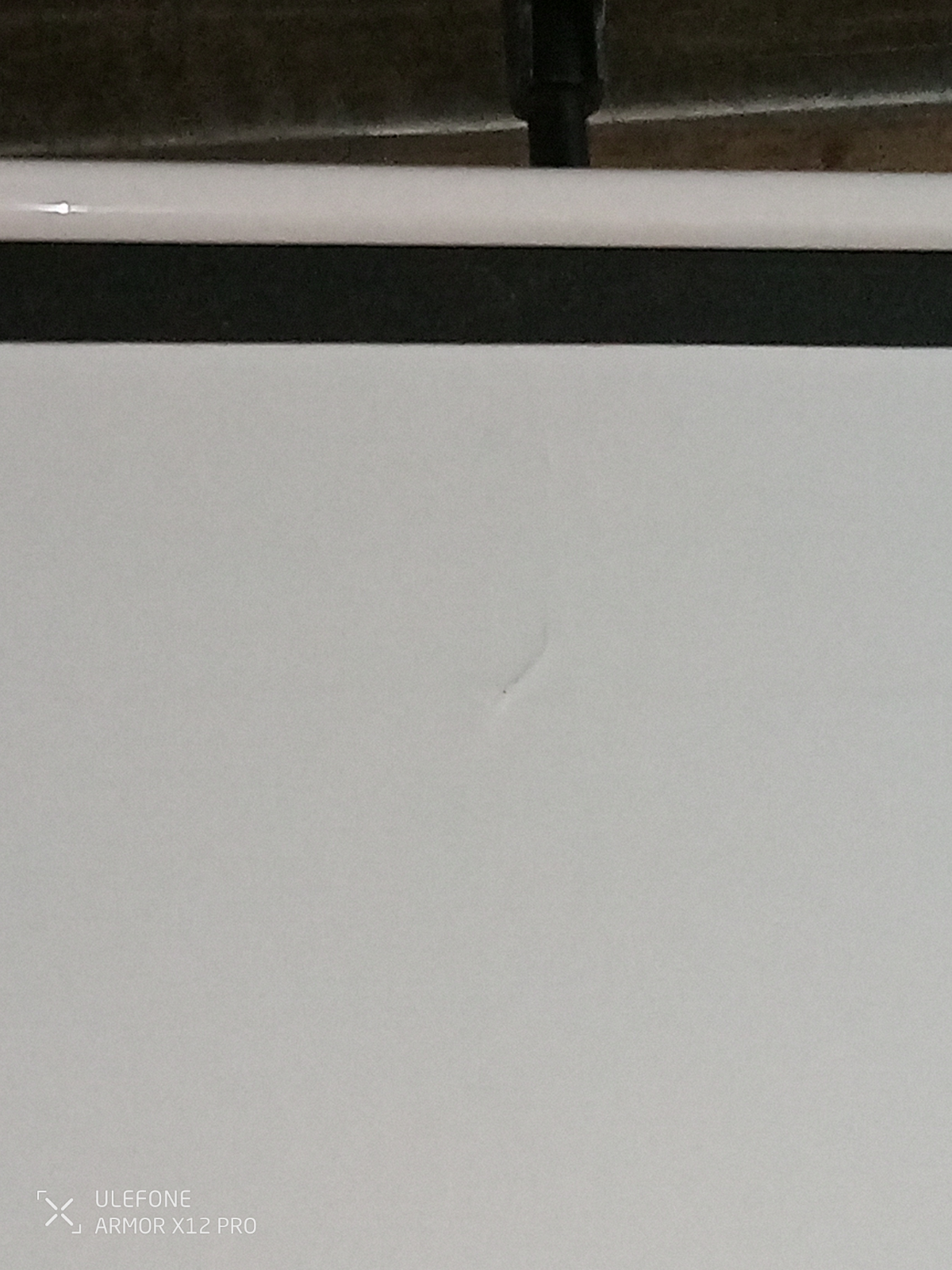 Acer 82 Inch Tripod Projection Screen ( B Grade 55818 )