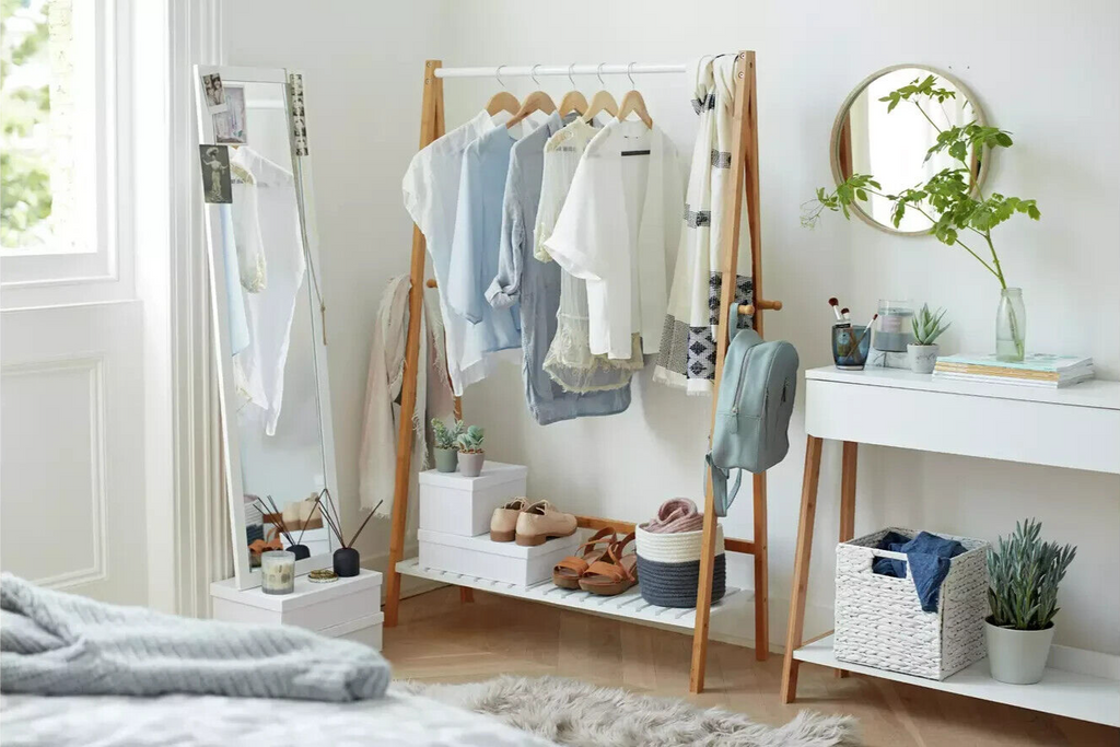 Belvoir Clothes Rail with Shelf - Bamboo & White