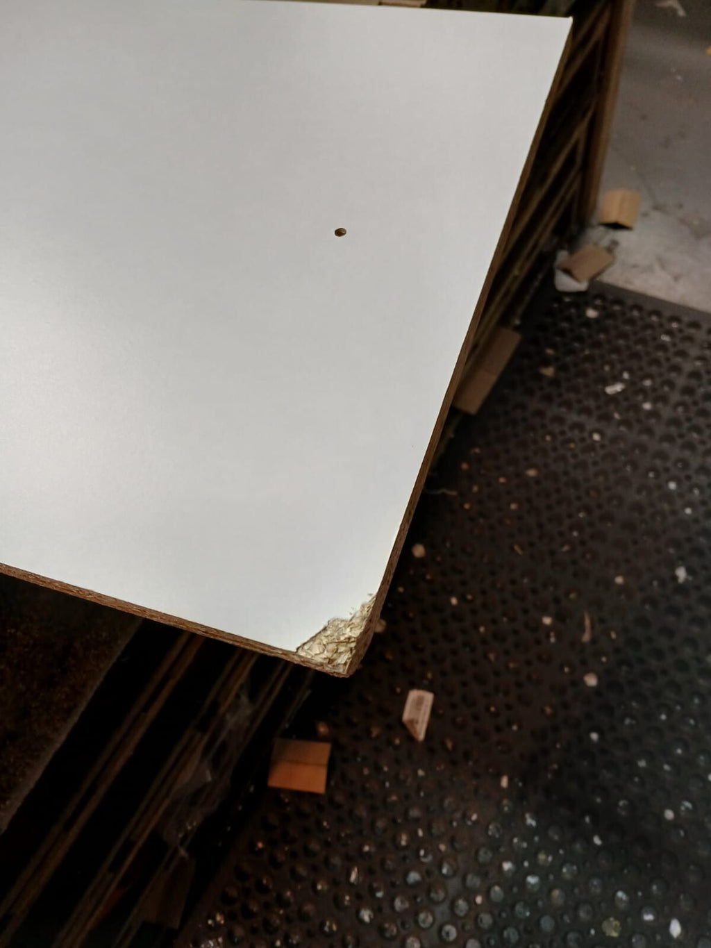 Seville 5 Drawer Chest - White ( B Grade )