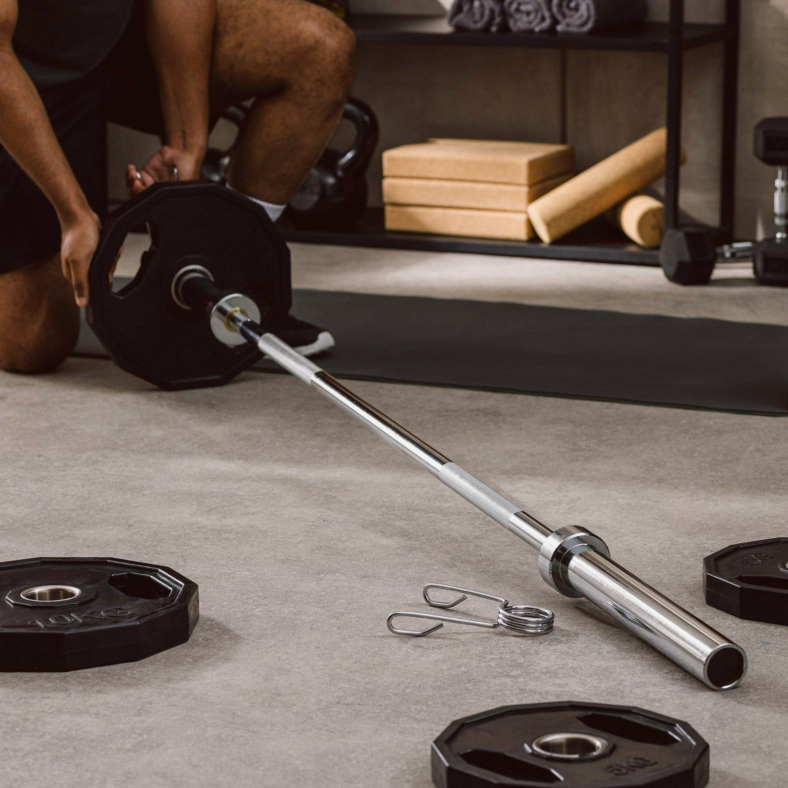 Pro Fitness 6ft Olympic Barbell - Chrome | Chrome weightlifting bar