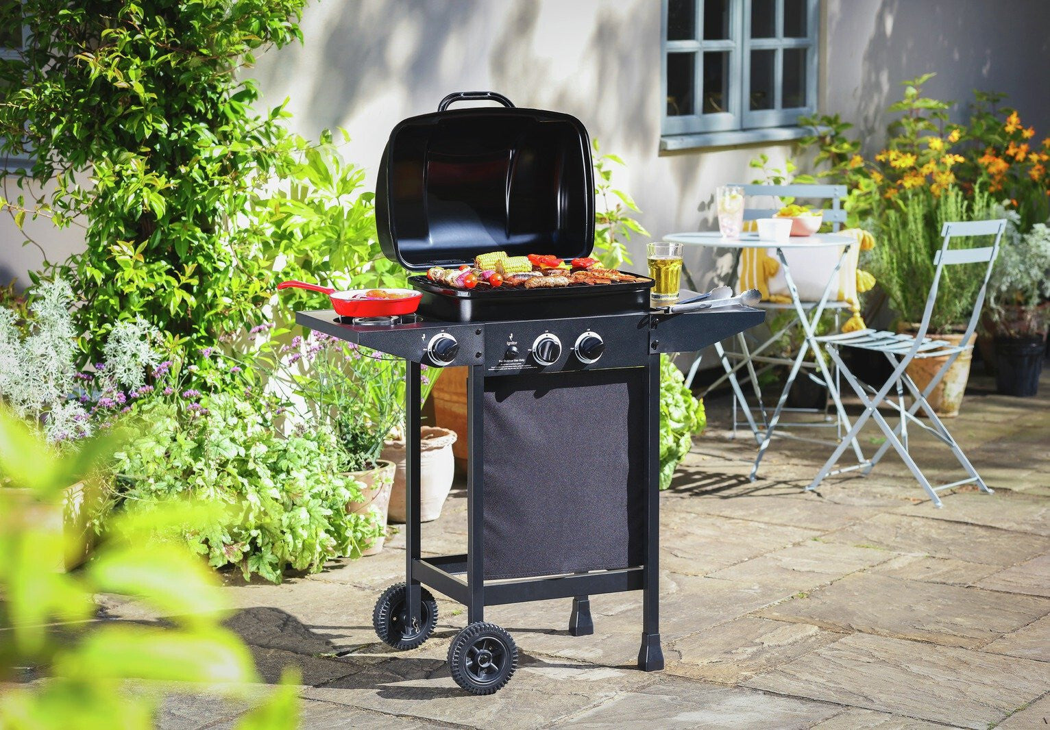 2 Burner Gas BBQ with Side Burner
