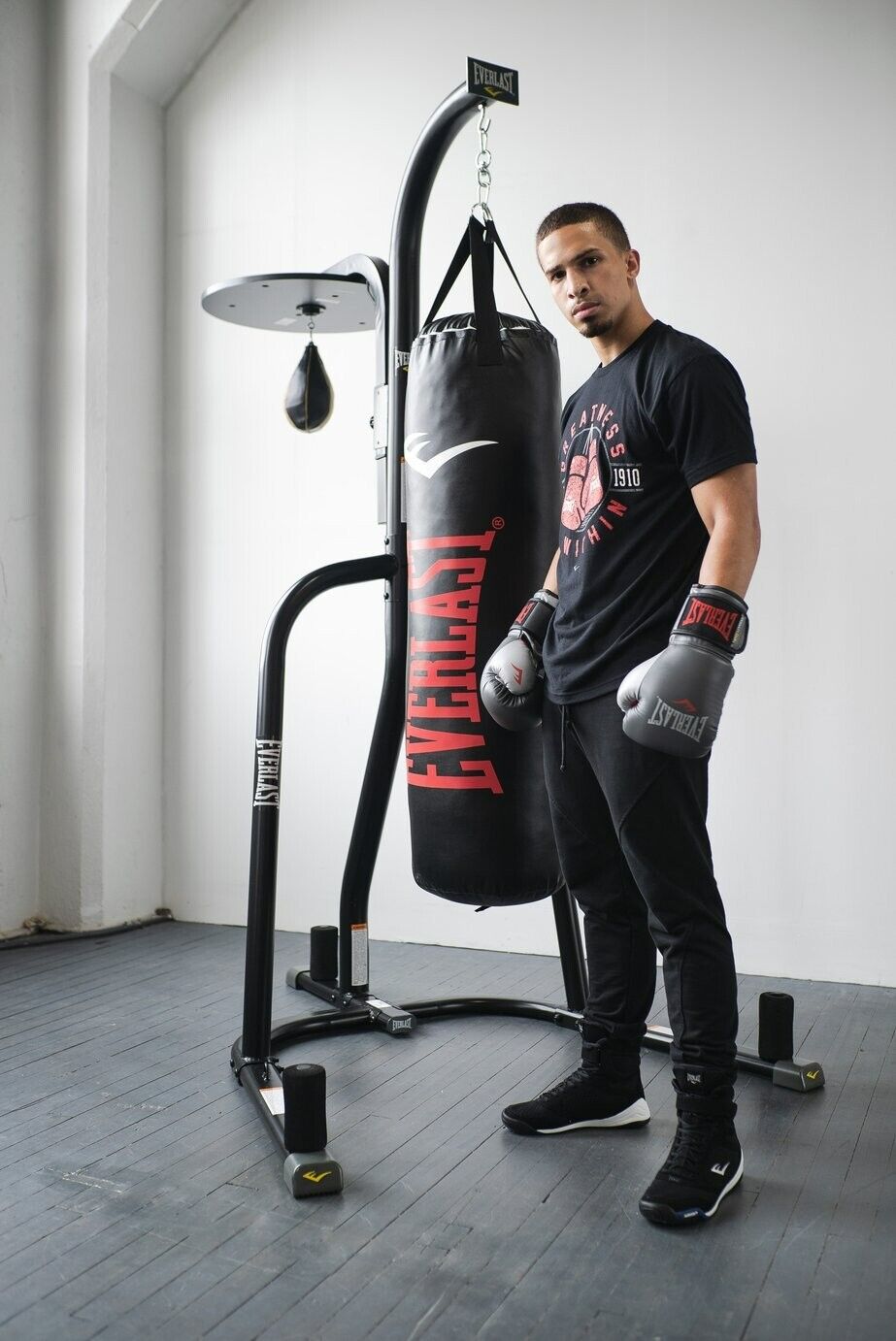 Everlast Nevertear PU 5ft Punch Bag - Red