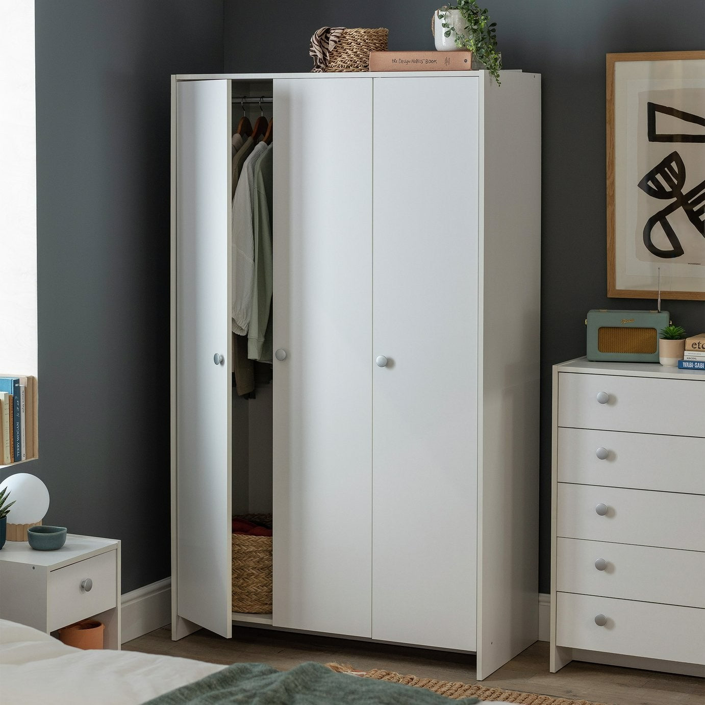 Home Seville 3 Door Wardrobe - White ( B Grade )