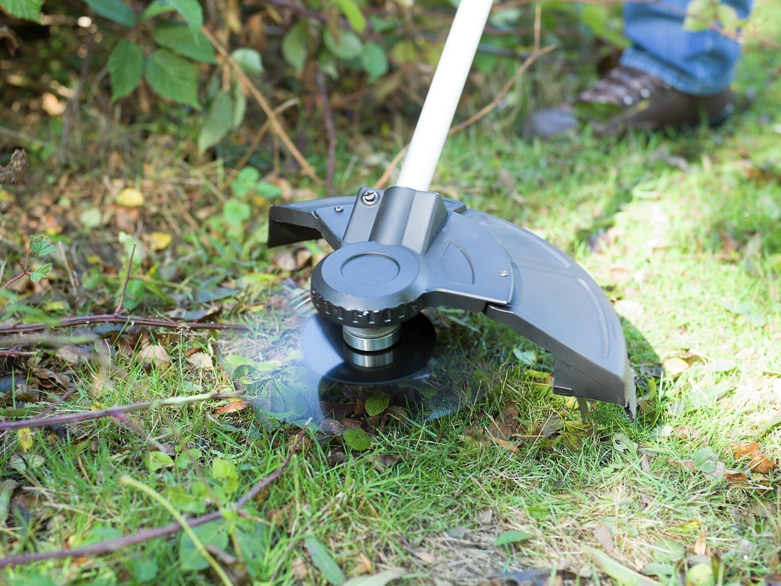 Spear and Jackson 23cm Cordless Grass Trimmer Garden Power Tool - 36V ( Used )