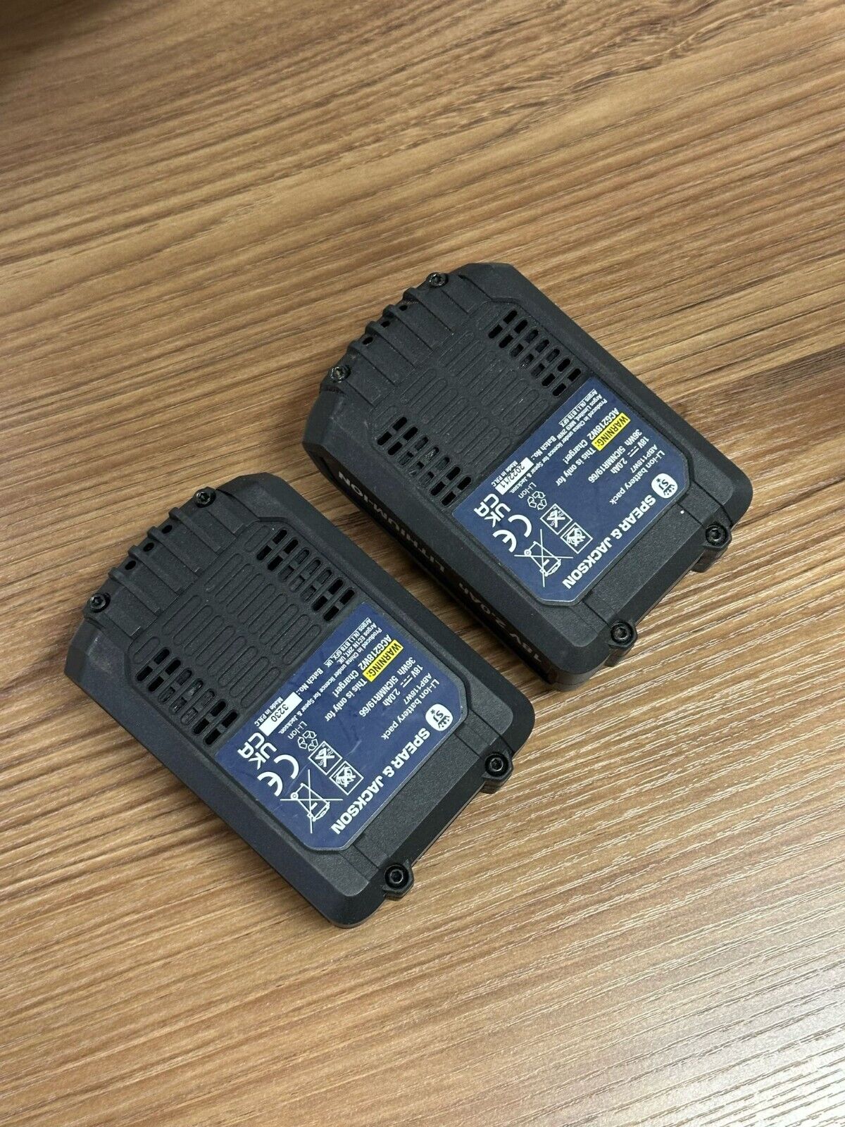 Spear & Jackson Charger and 2 Battery
