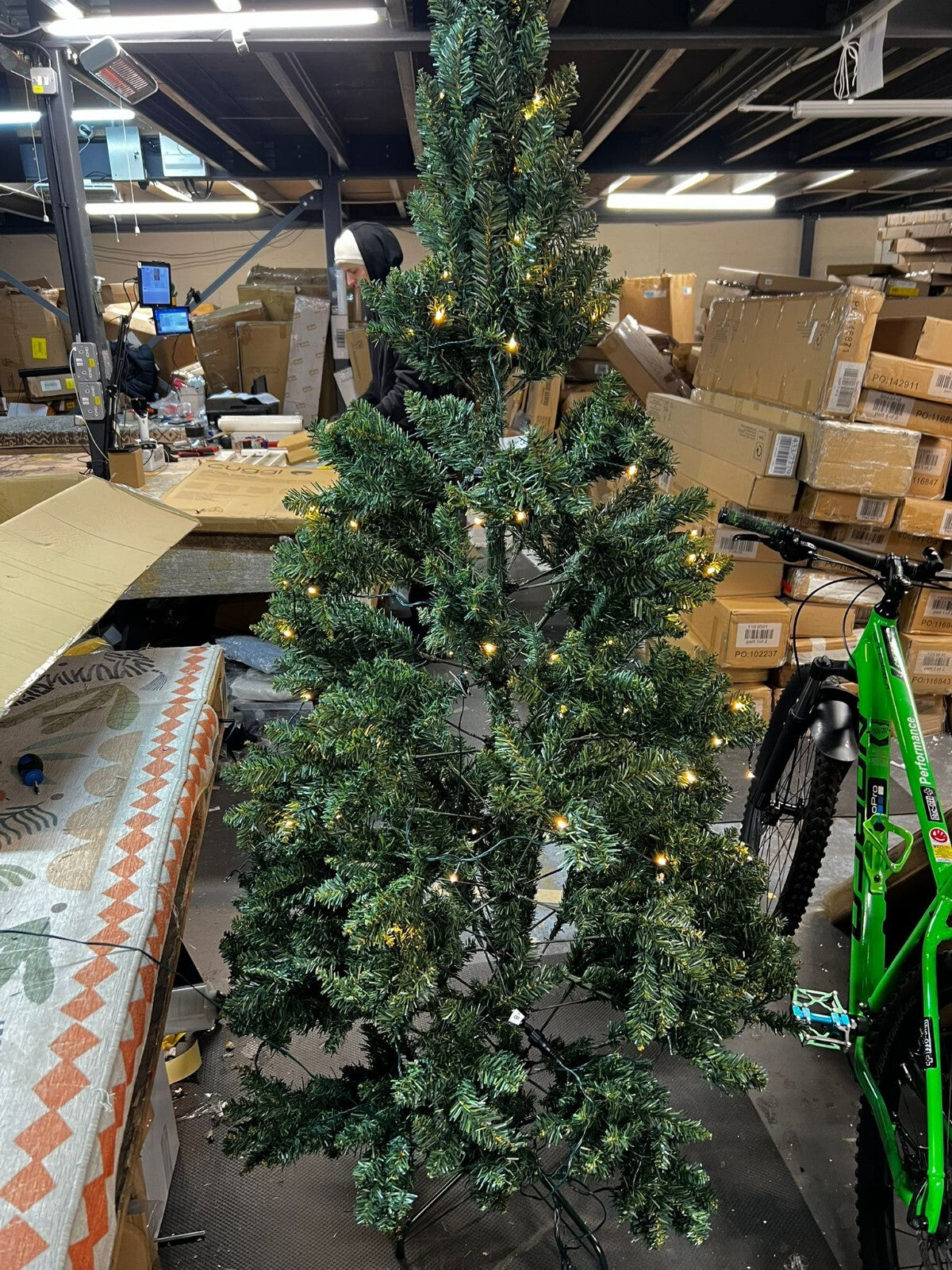7ft Pre-Lit Green Spruce Artificial Christmas Tree ( B Grade 36314 )