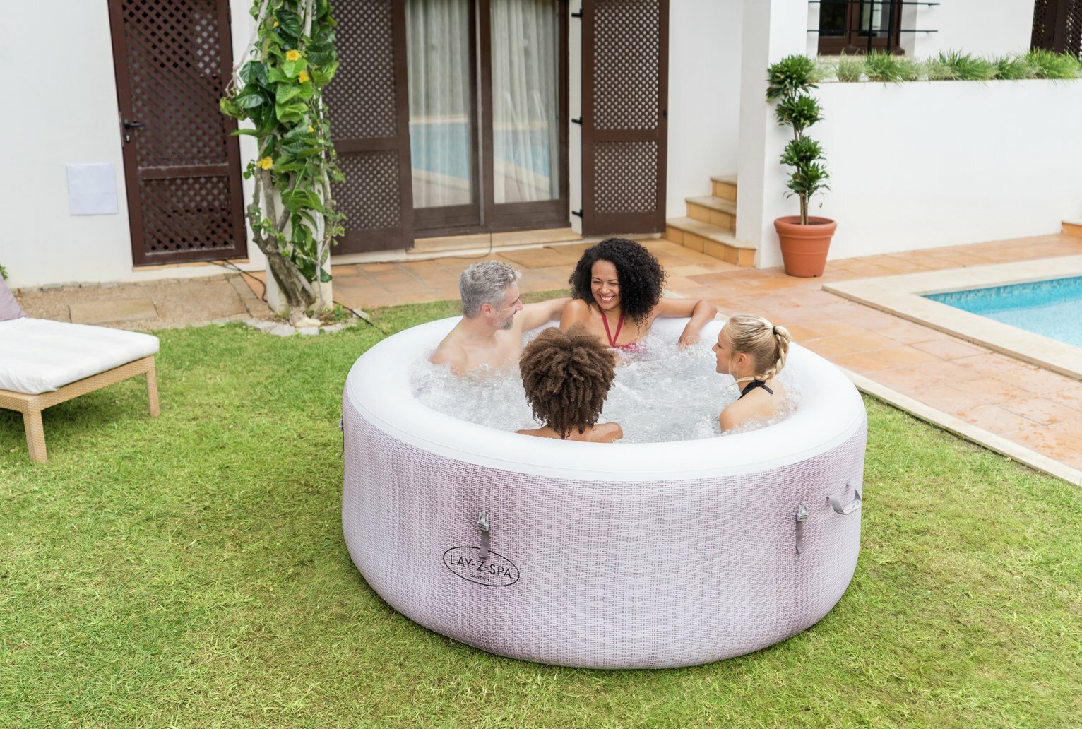 Lay-Z-Spa Cancun 4 Person Hot Tub