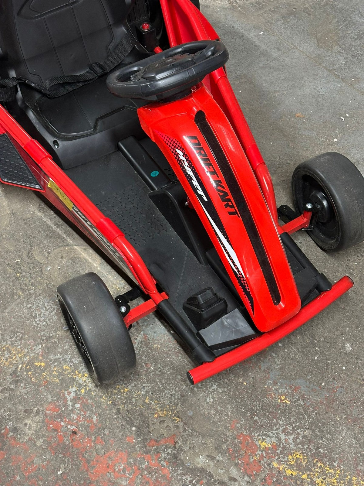 Hyper Drift Go Kart 24V Electric Ride On - Red ( B Grade )