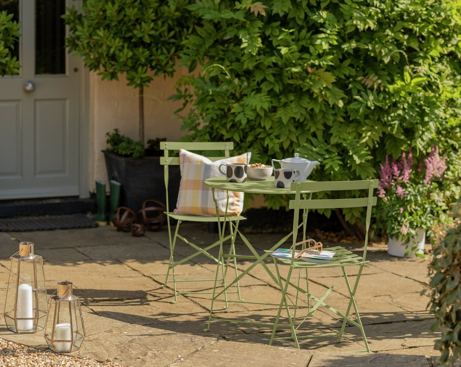 Eve 2 Seater Metal Garden Bistro Set - Green