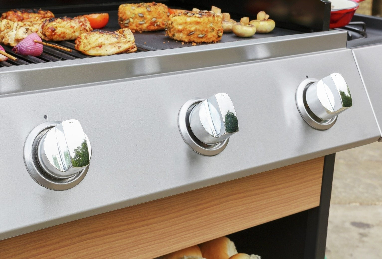 Deluxe 3 Burner with Side Burner Gas BBQ