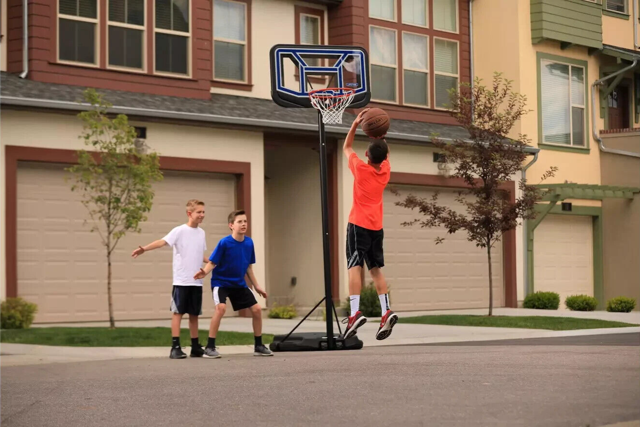 Lifetime Portable Basketball System - Blue