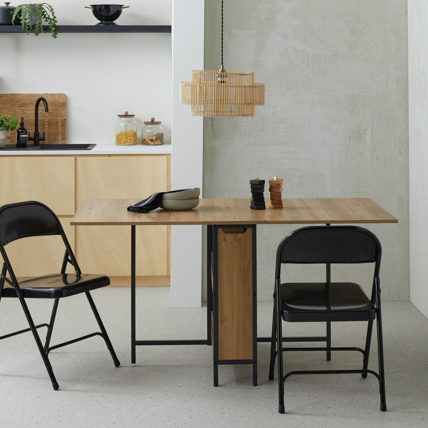 Loft Living Folding 4-6 Seater Dining Table - Oak