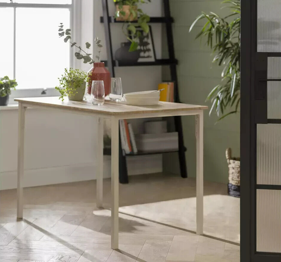Bolitzo 4 Seater Dining Table - White ( B Grade )