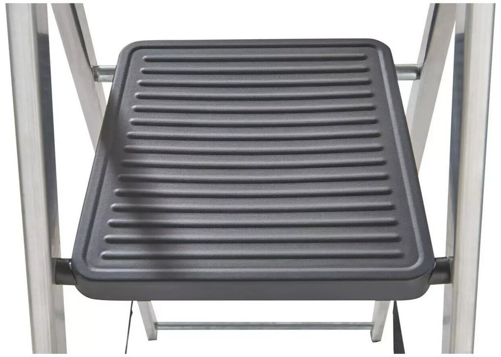 Werner 7 Tread High Handrail Step Ladder