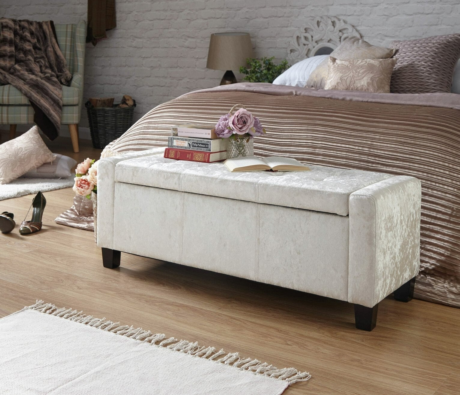GFW Verona Velvet Ottoman Bench - White