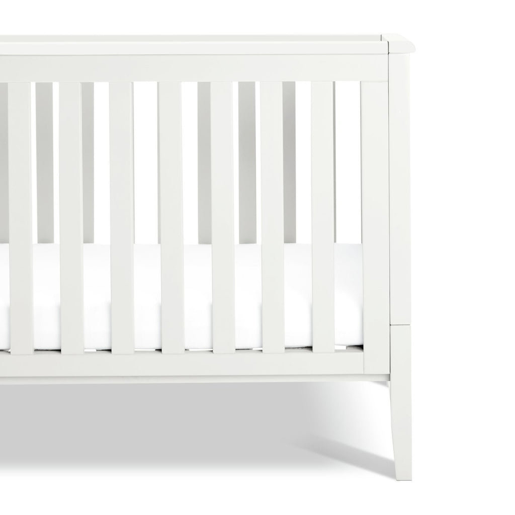 Cuggl Canterbury Nursery Cot Bed - White | Convertible cot bed