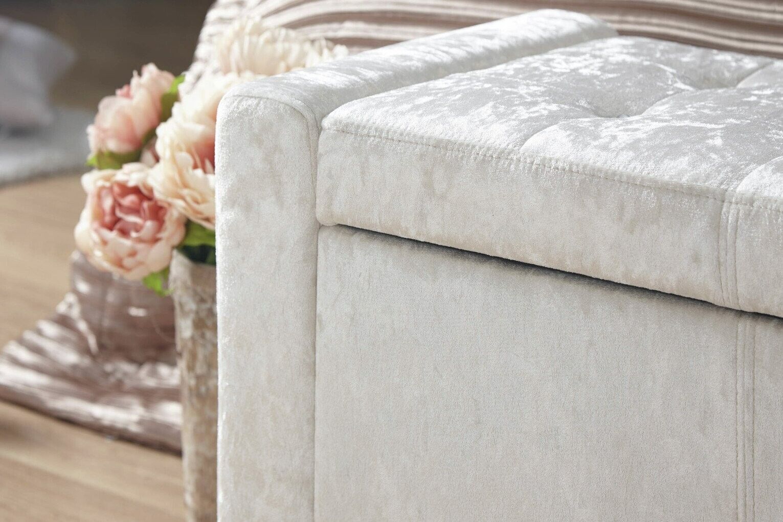 GFW Verona Velvet Ottoman Bench - White
